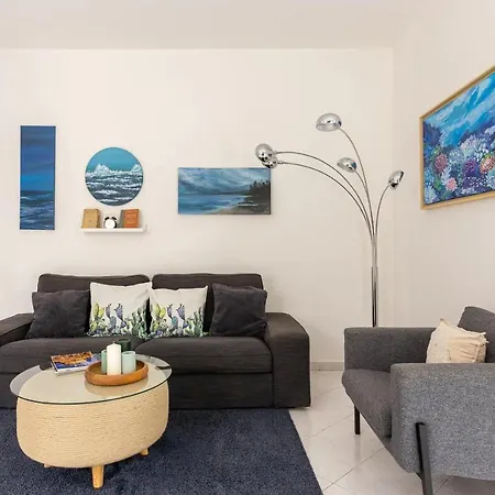Green Apartment Catania Катания